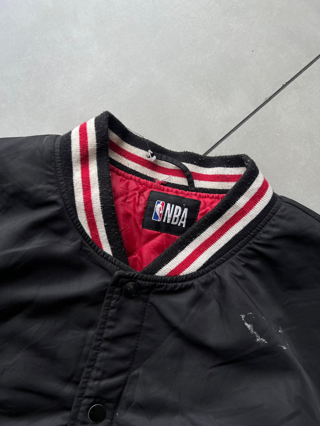 NBA 1990s CHICAGO BULLS BOMBER JACKET- L