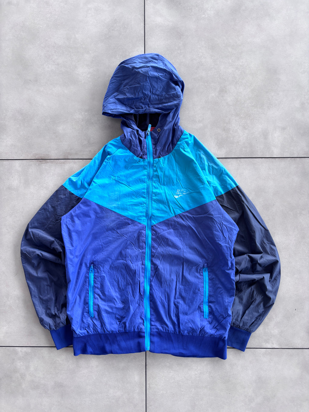 NIKE VINTAGE JACKET- L