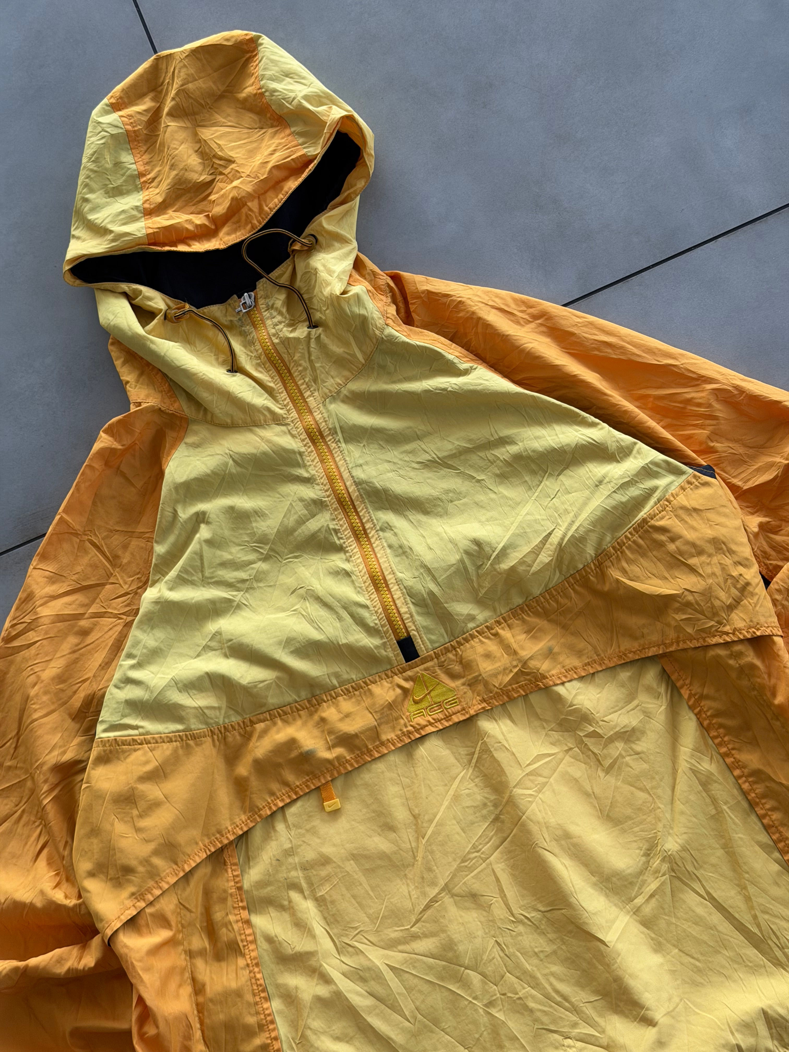 NIKE VINTAGE JACKET- XL