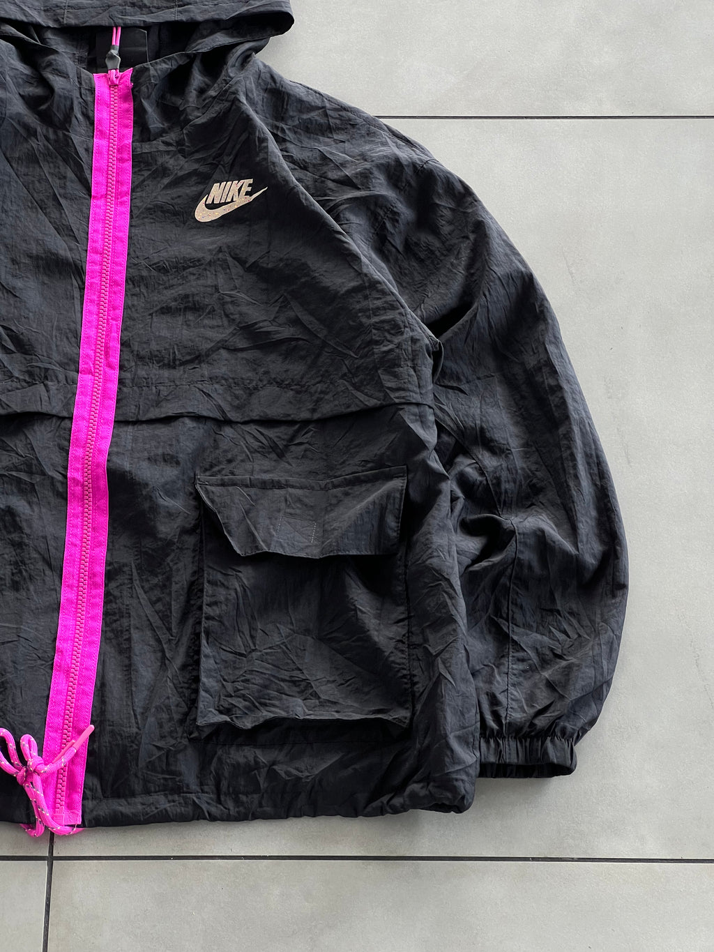 NIKE 90’s BOXY VINTAGE HOODIE JACKET- L