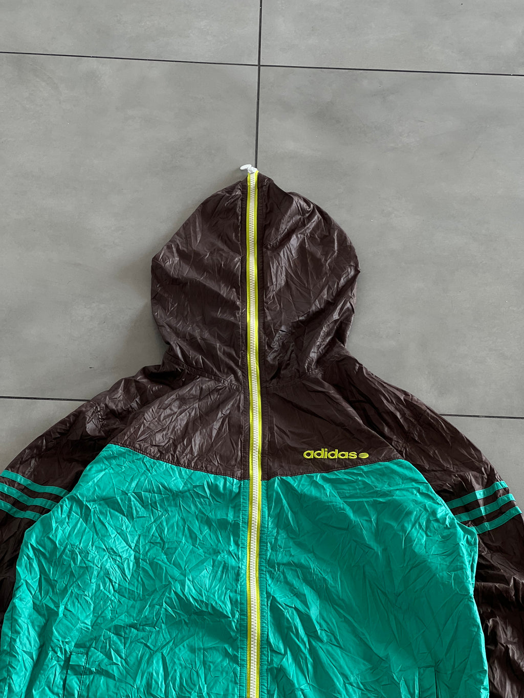ADIDAS VTG 90’s JACKET- M