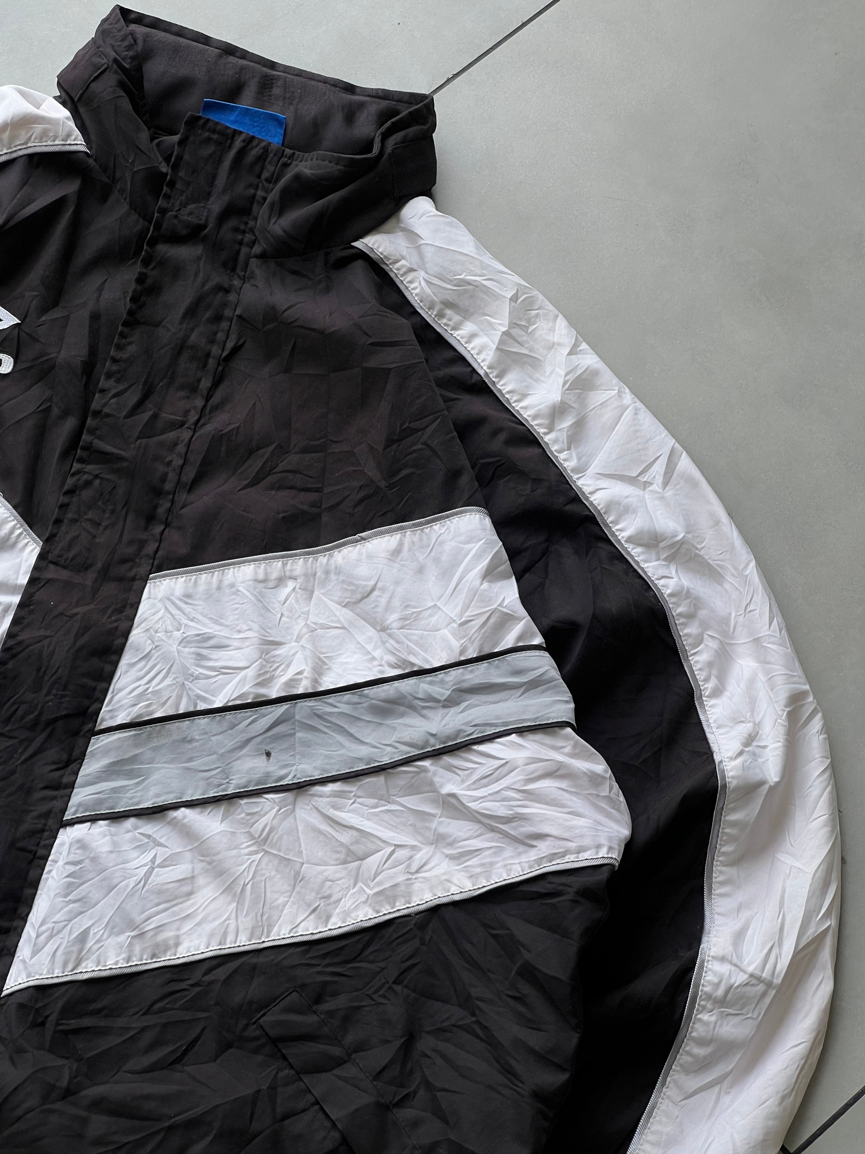 90’s UMBRO TRACK JACKET- XXL