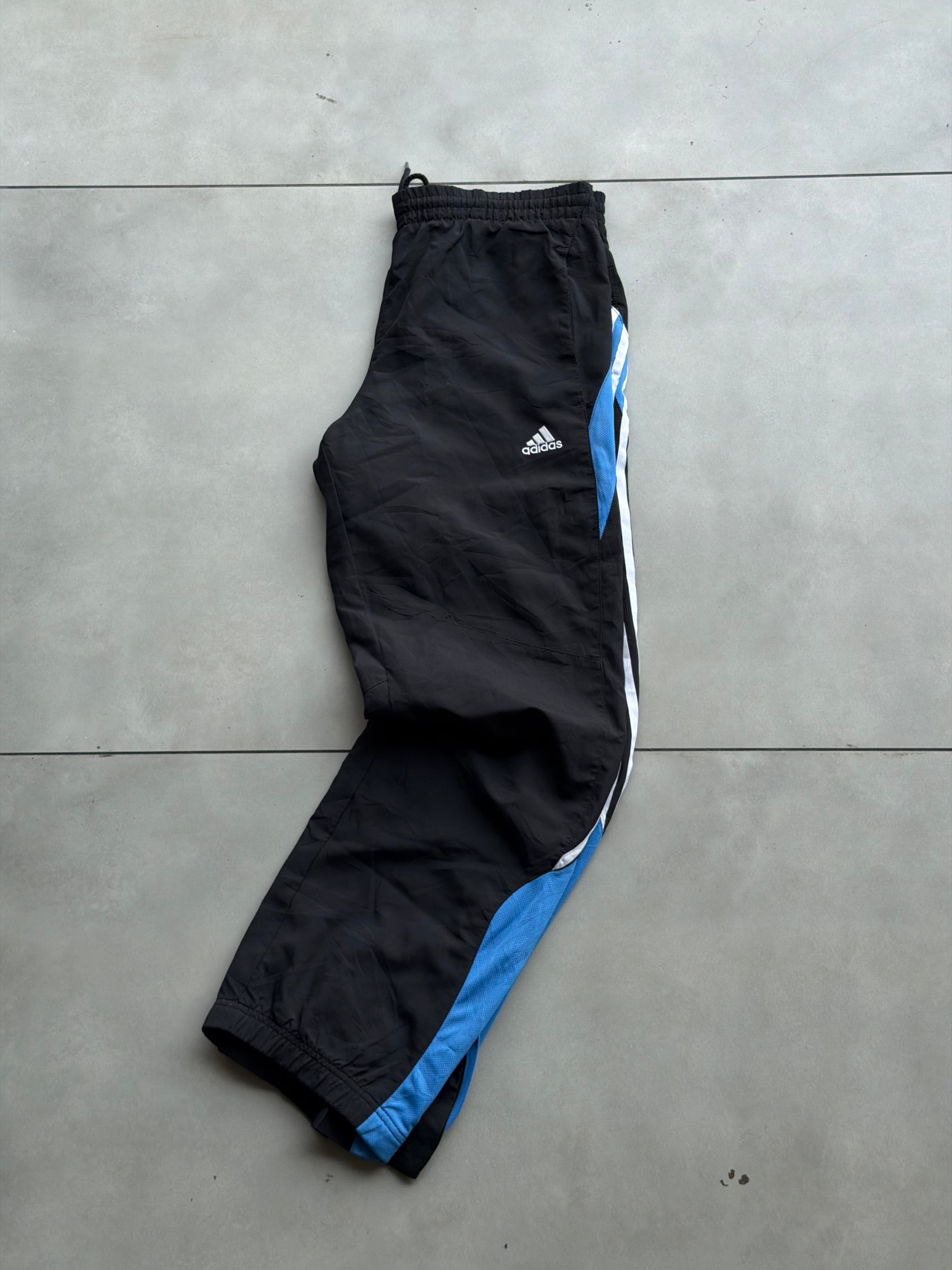 VINTAGE 90’s ADIDAS 3 STRIPE SHELL TRACK PANT- 34