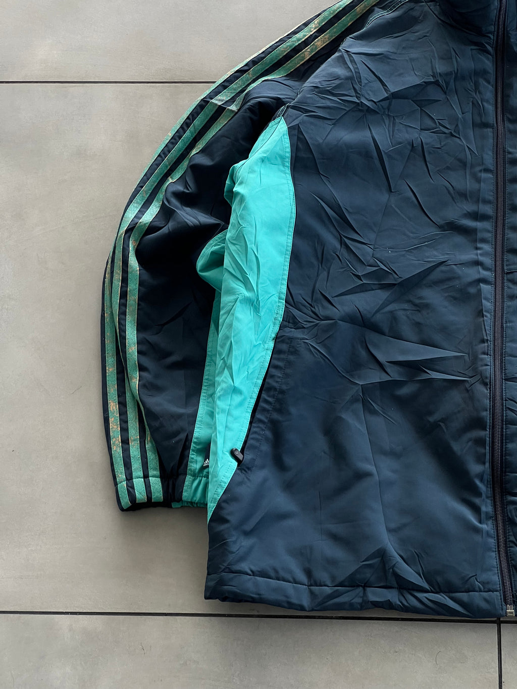 ADIDAS VTG STRIP JACKET-XL