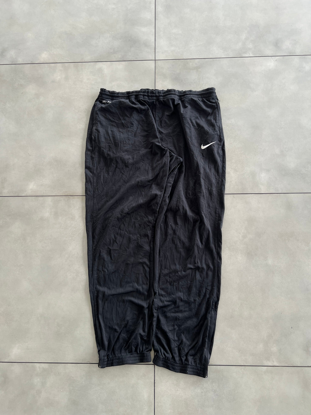 NIKE DRI-FIT TRACK PANT