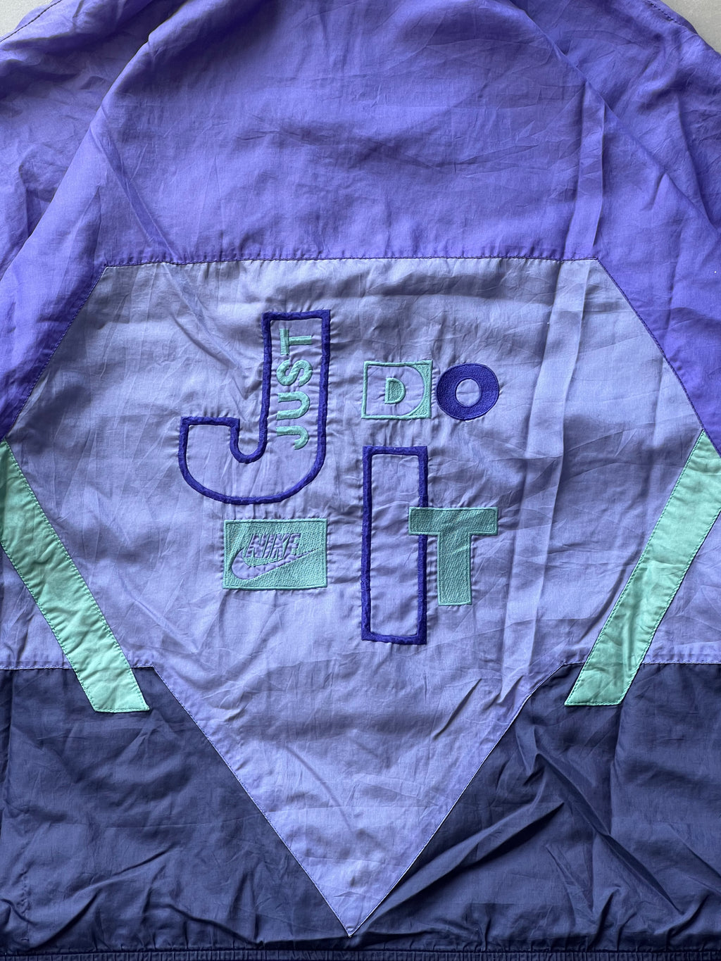 NIKE “JUSTDOIT” VTG JACKET- XL-XXL