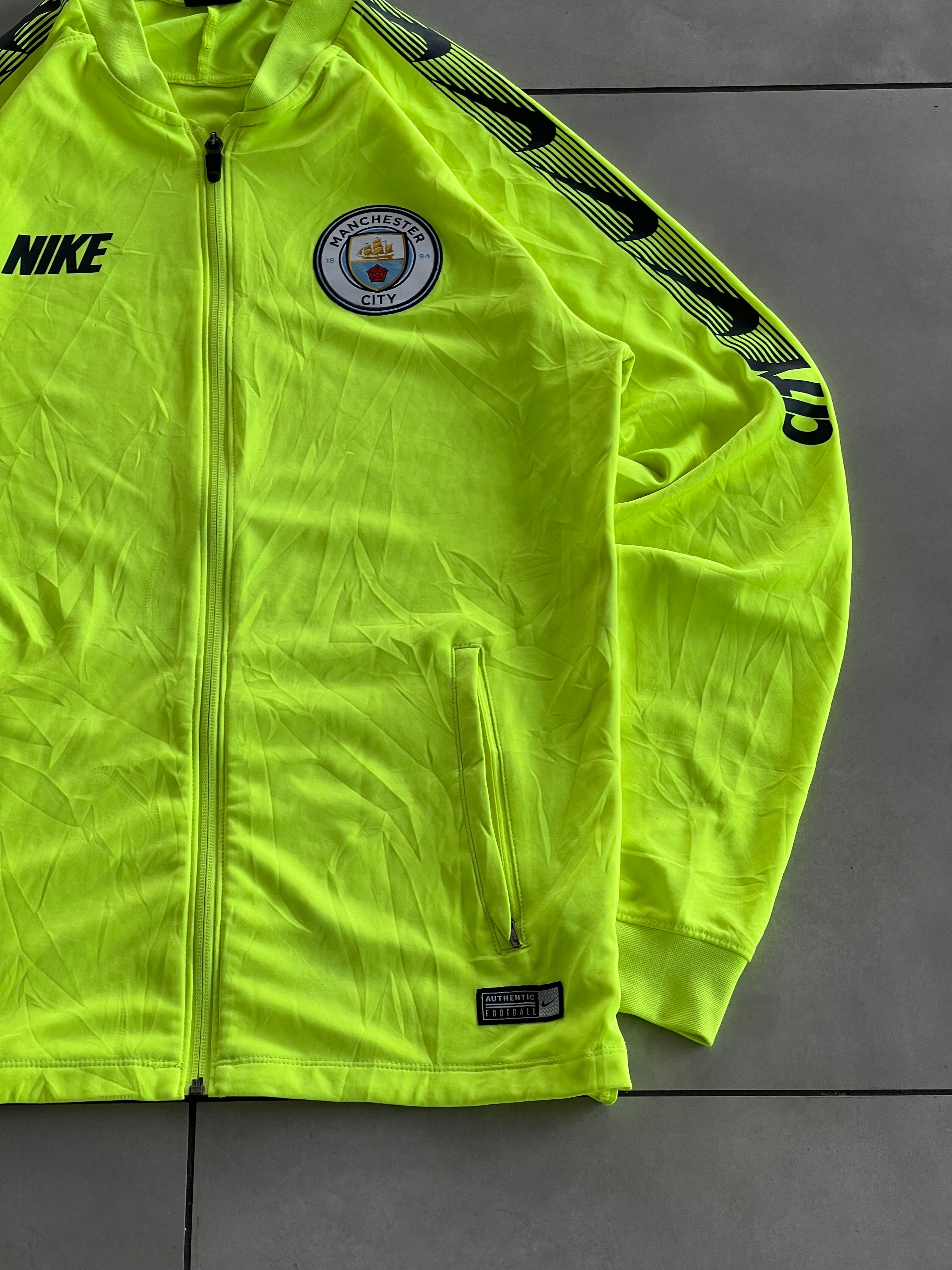 MANCHESTER CITY FOOTBALL VINTAGE JACKET- S