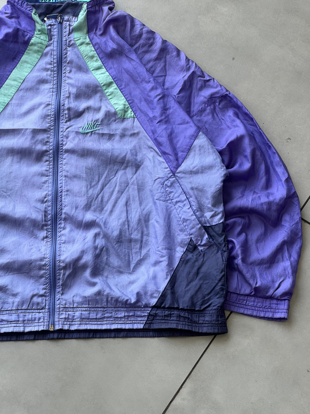 NIKE “JUSTDOIT” VTG JACKET- XL-XXL