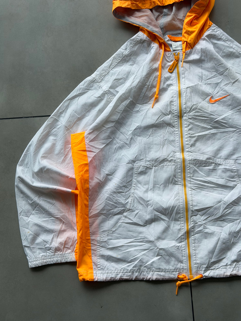 NIKE VINTAGE JACKET- S