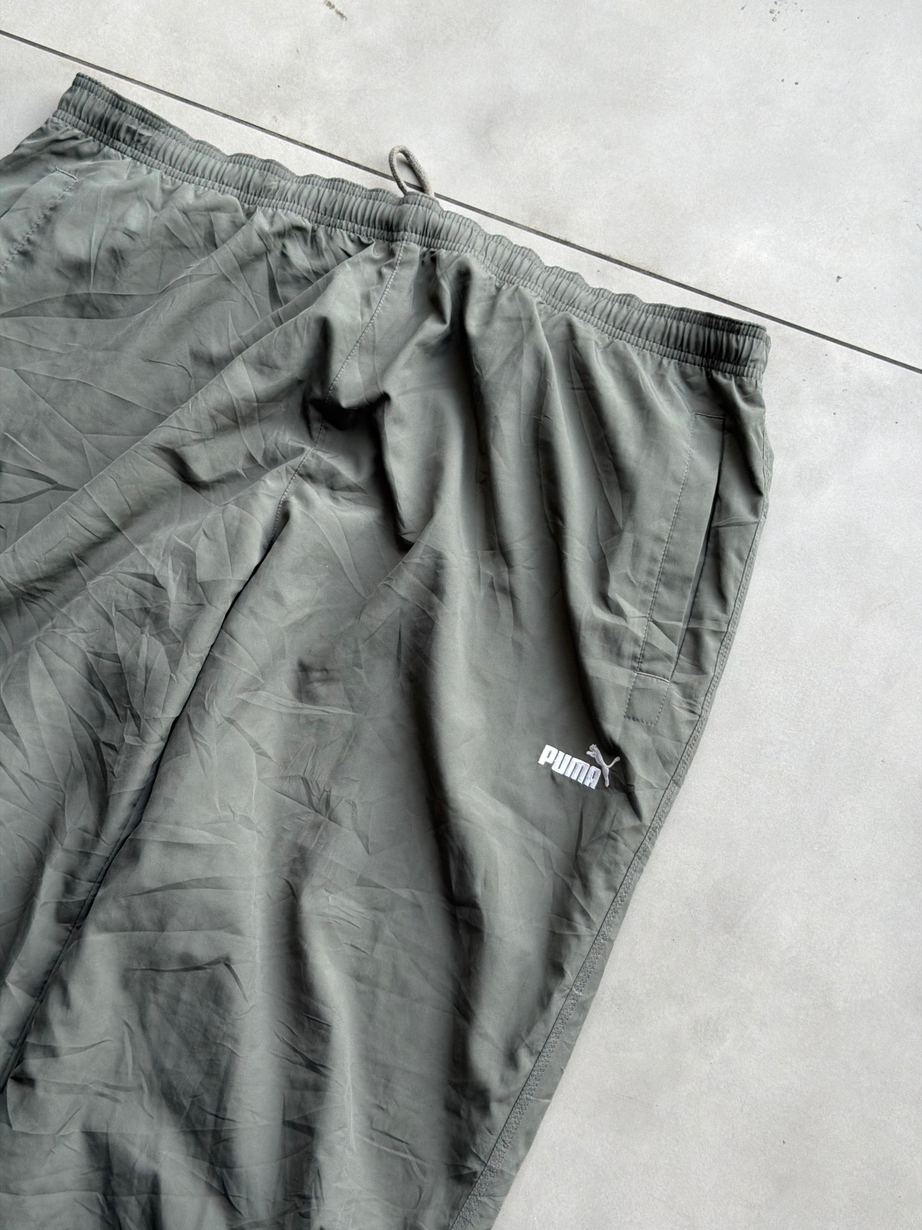 PUMA NYLON VTG TRACK PANT- 42