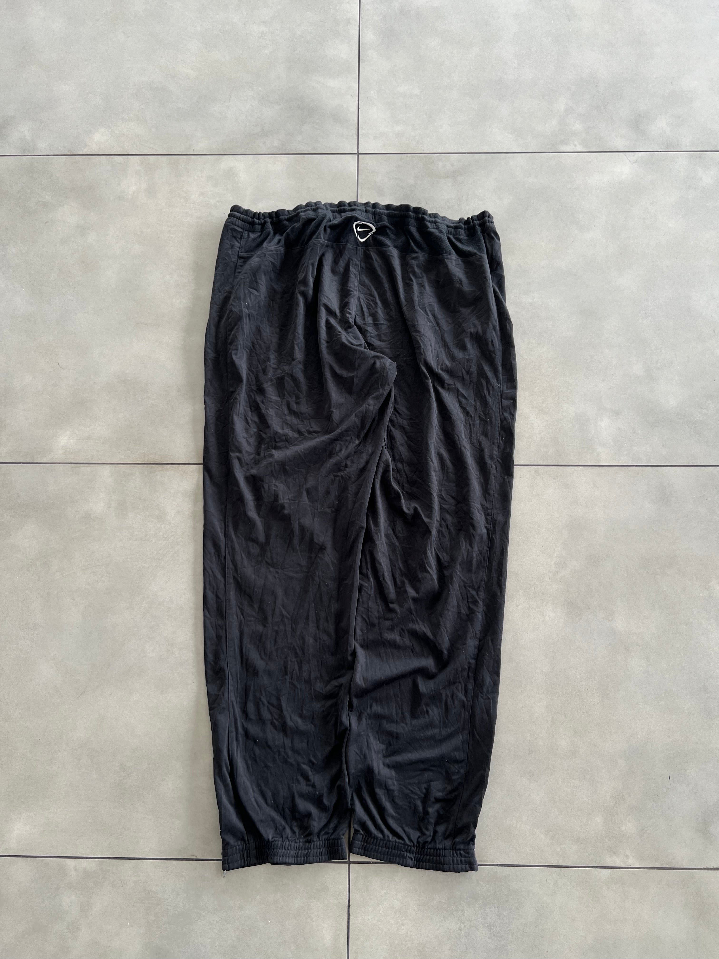 NIKE DRI-FIT TRACK PANT