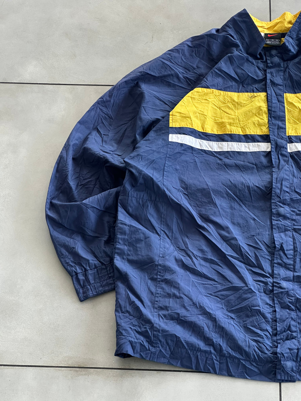 NIKE 90’s WINDBREAKER VINTAGE JACKET- XL