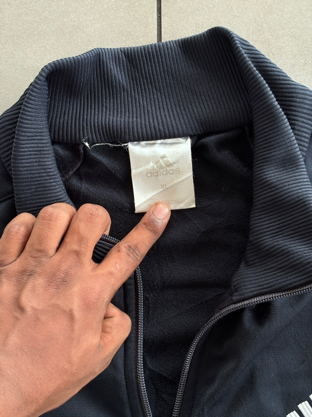 ADIDAS VINTAGE JACKET- L