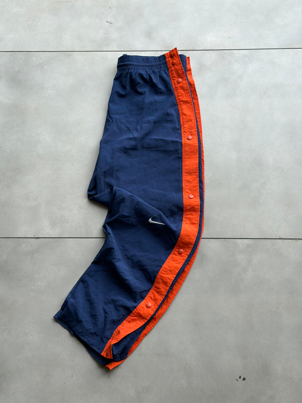 NIKE VTG 90’s NYLON SNAP BUTTON TRACK PANT- 36
