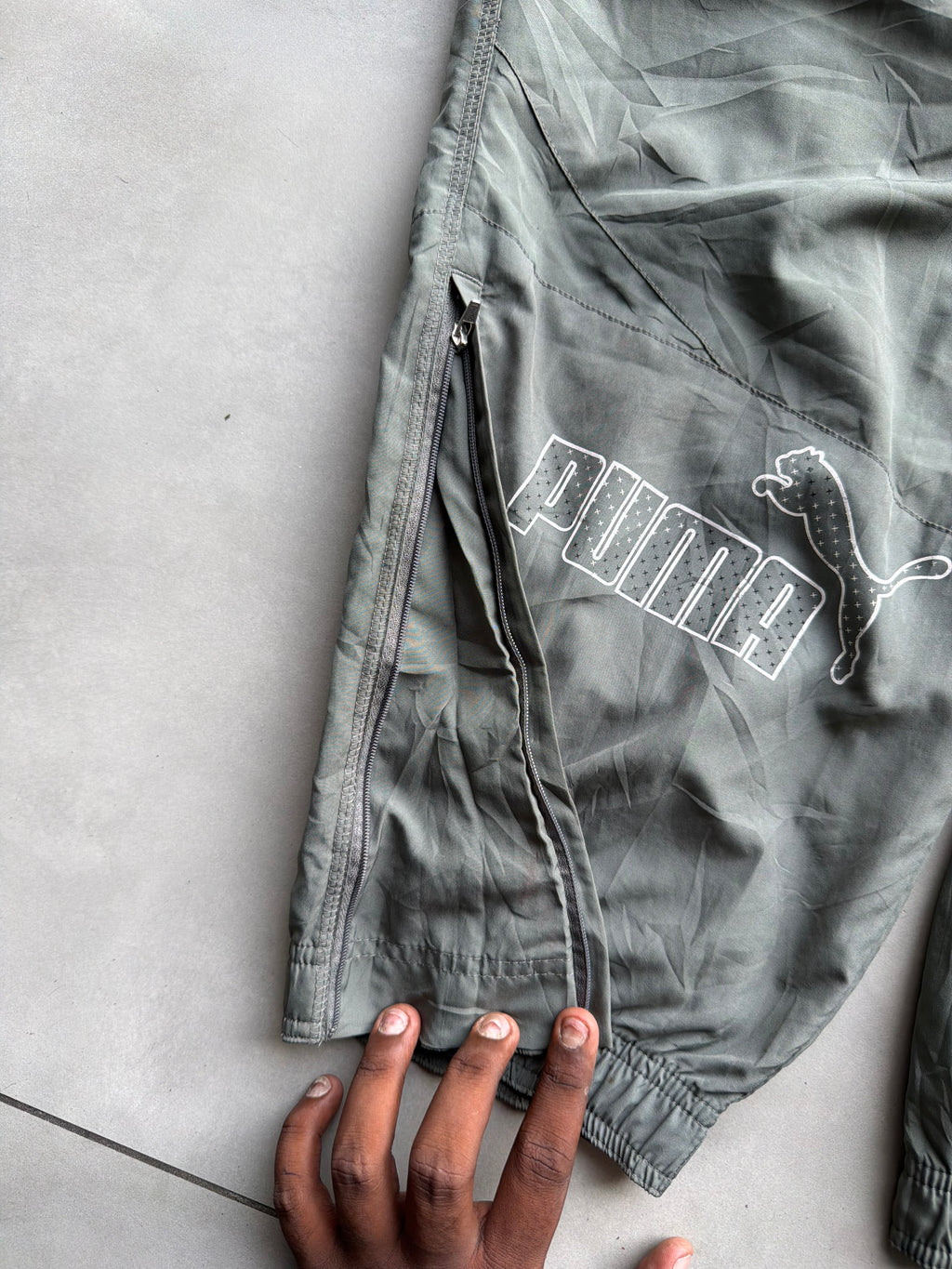 PUMA NYLON VTG TRACK PANT- 42