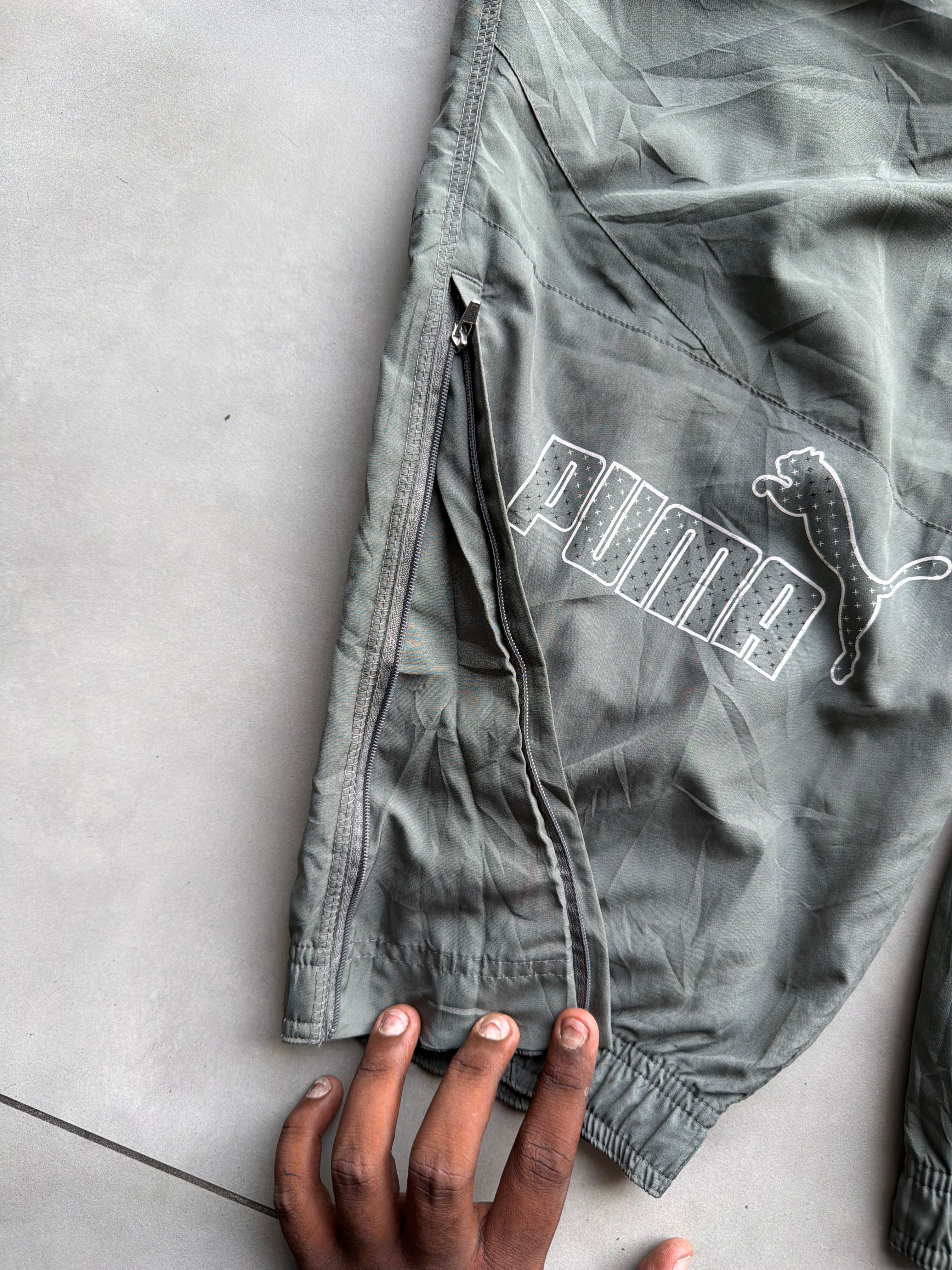 PUMA NYLON VTG TRACK PANT- 42
