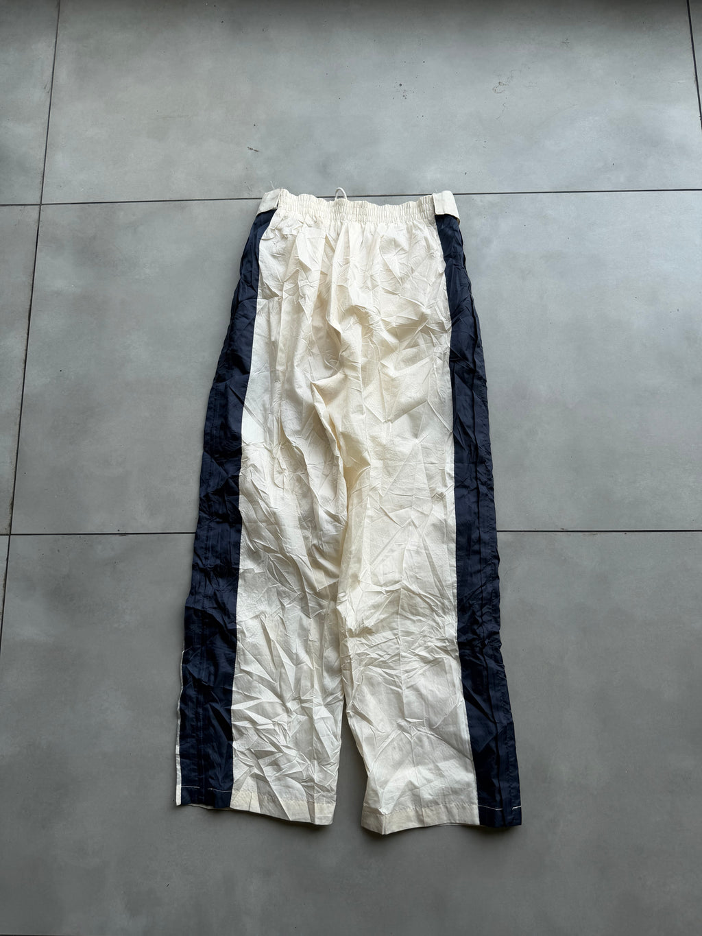 NIKE 90’s NYLON TRACK PANT- 30