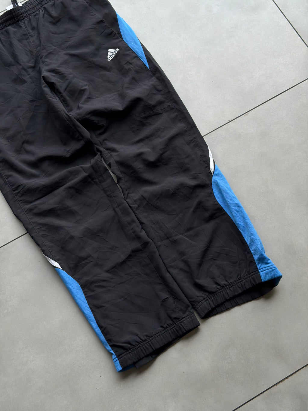VINTAGE 90’s ADIDAS 3 STRIPE SHELL TRACK PANT- 34