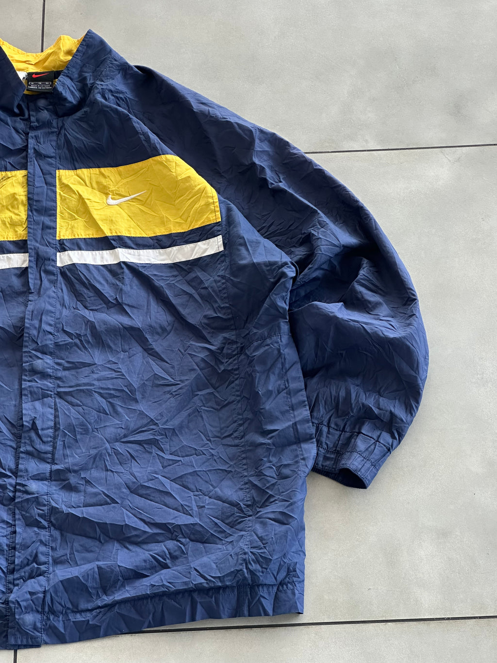 NIKE 90’s WINDBREAKER VINTAGE JACKET- XL