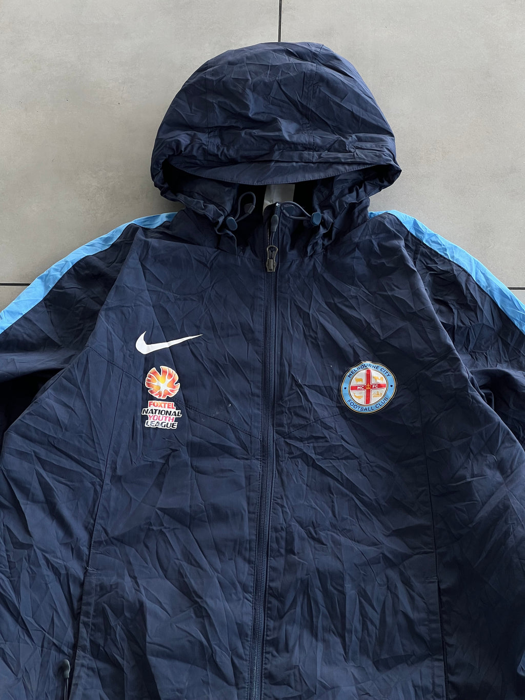 NIKE FOOTBALL CLUB VINTAGE JACKET- L