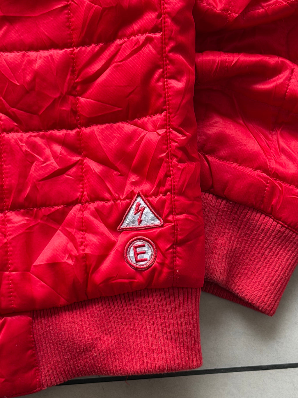 PUMA VINTAGE JACKET- L