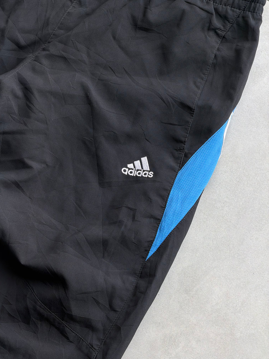 VINTAGE 90’s ADIDAS 3 STRIPE SHELL TRACK PANT- 34