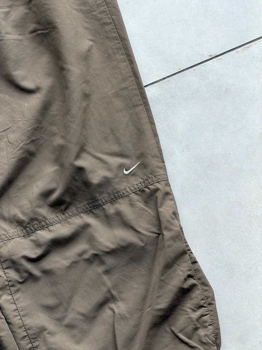 NIKE NYLON VTG PARACHUTE TRACK PANT- 32