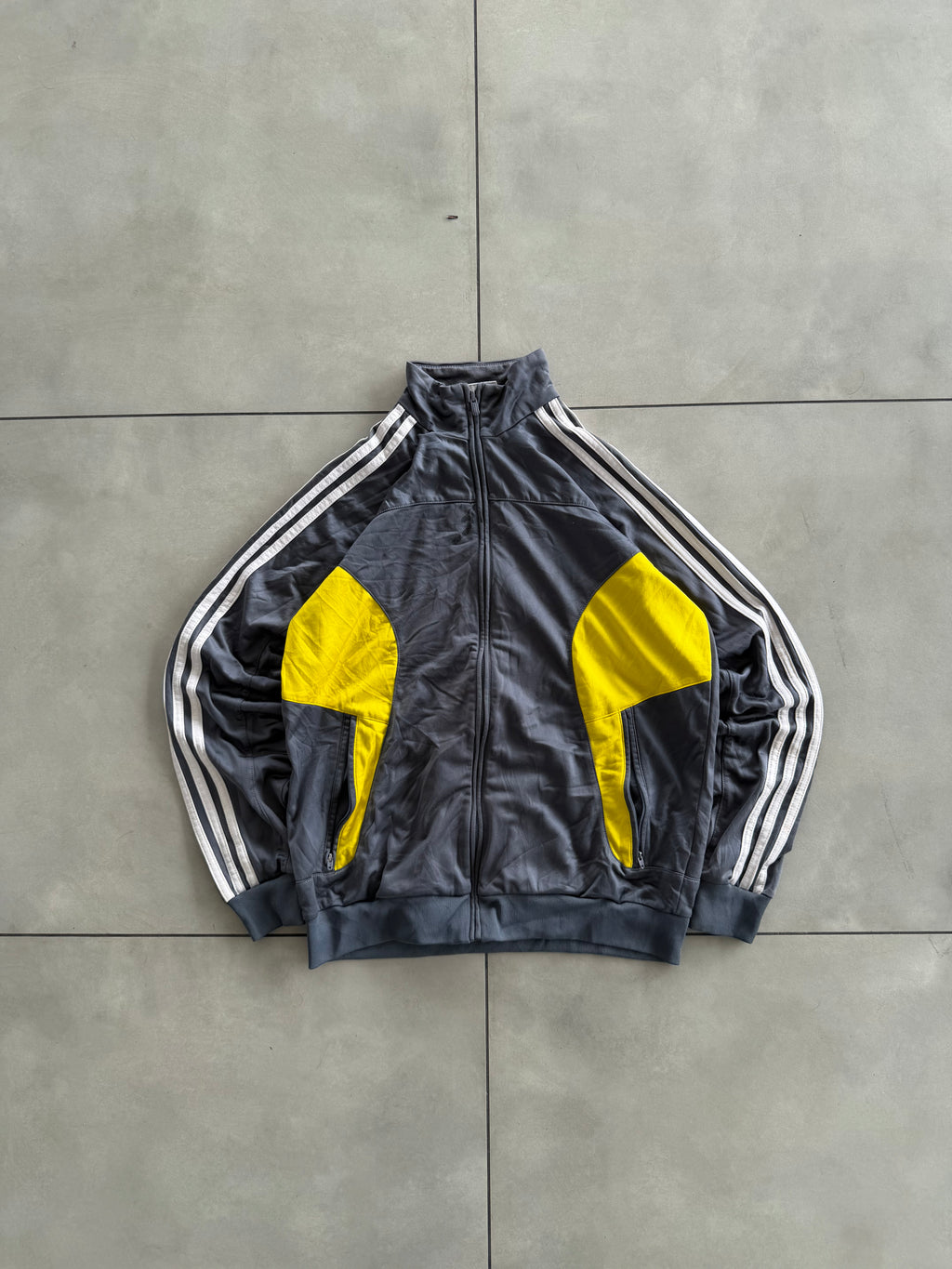 ADIDAS 90’s VTG JACKET- S-M