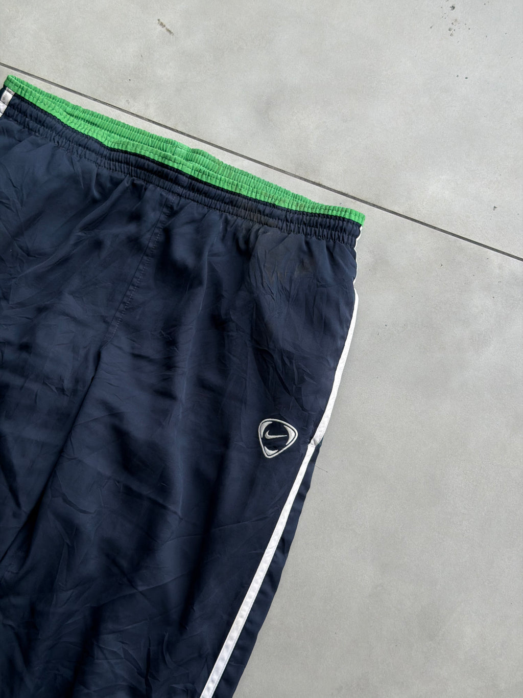 NIKE 90’s SWOOSH TRACK PANT- 32