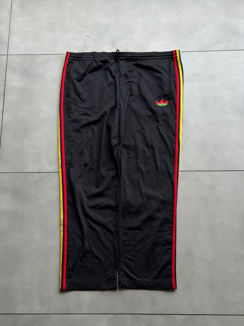 ADIDAS X BOB MARLEY JAMAICA VTG TRACK PANT- 44
