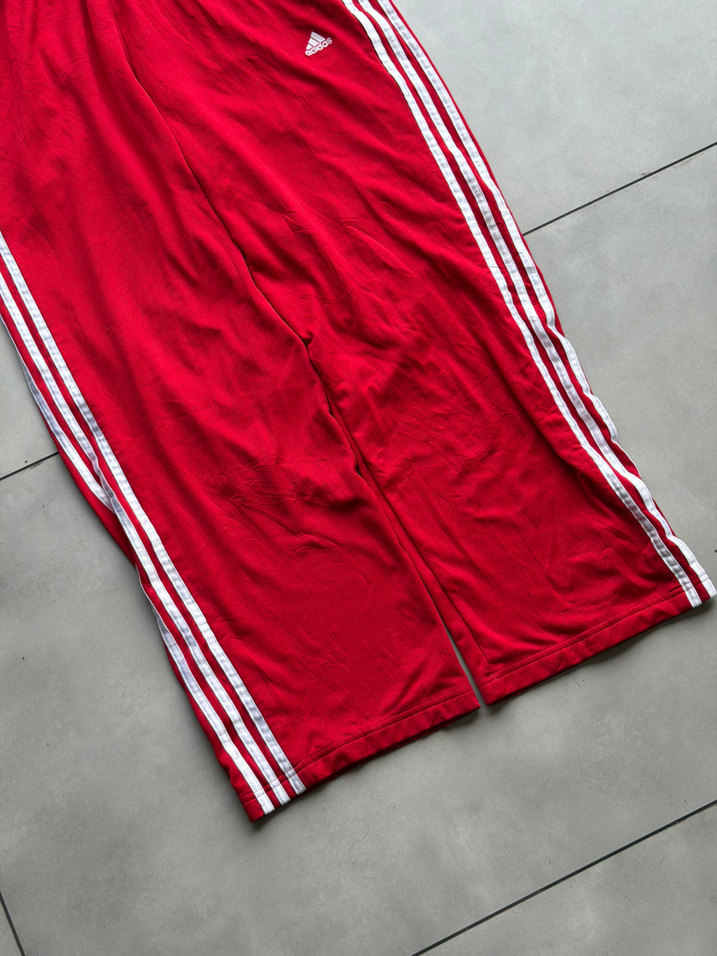 ADIDAS ORGINALS STRIPE TRACKPANT- 32