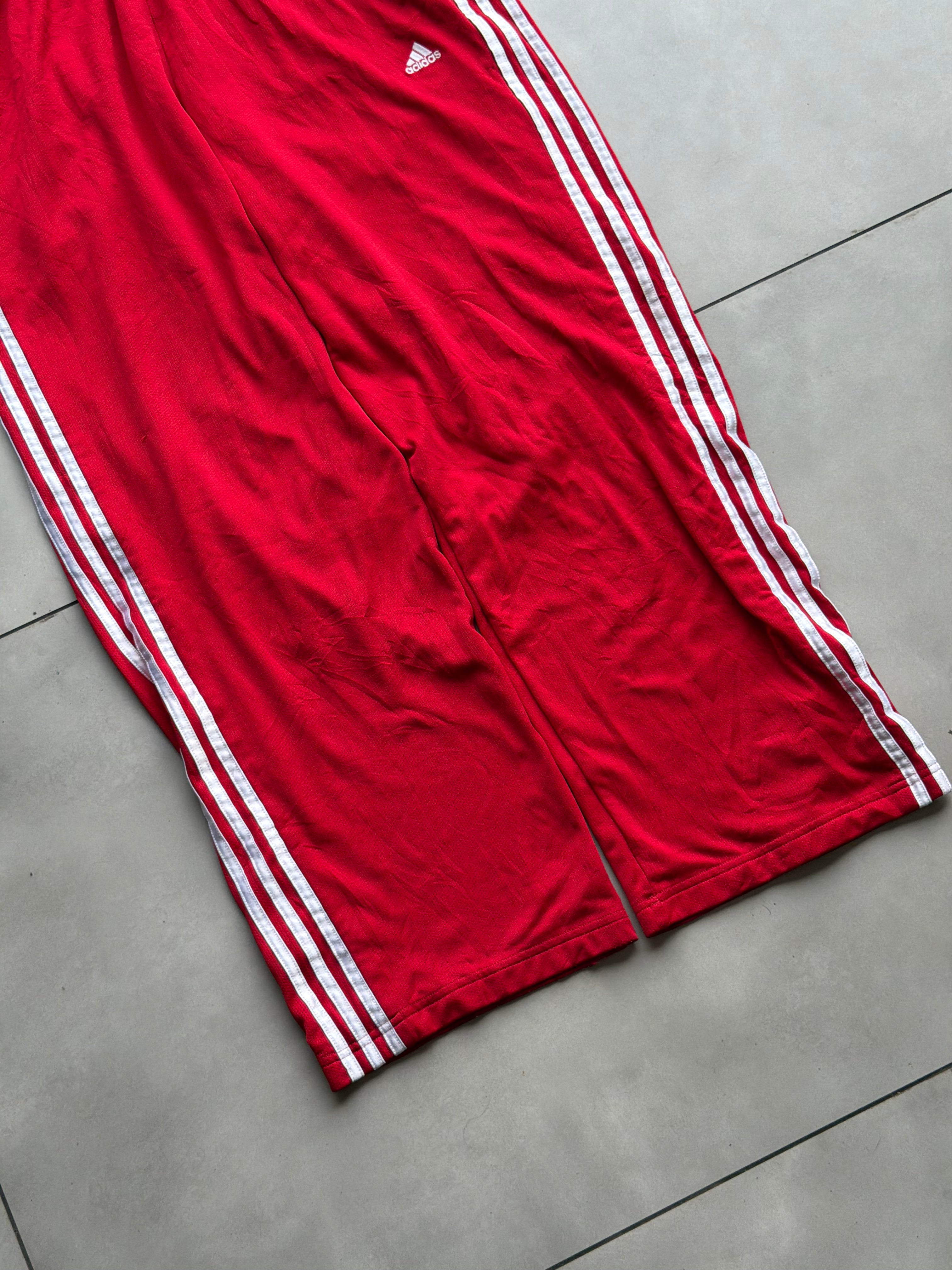 ADIDAS ORGINALS STRIPE TRACKPANT- 32