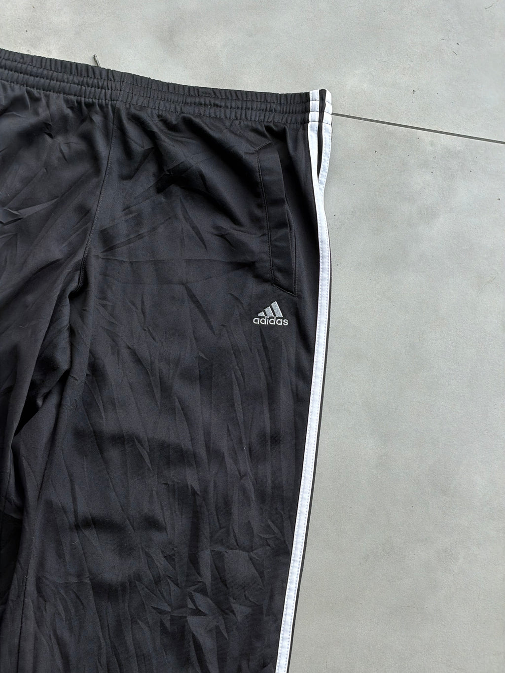 ADIDAS VTG 3 STRIPE SHELL TRACK PANT- 34