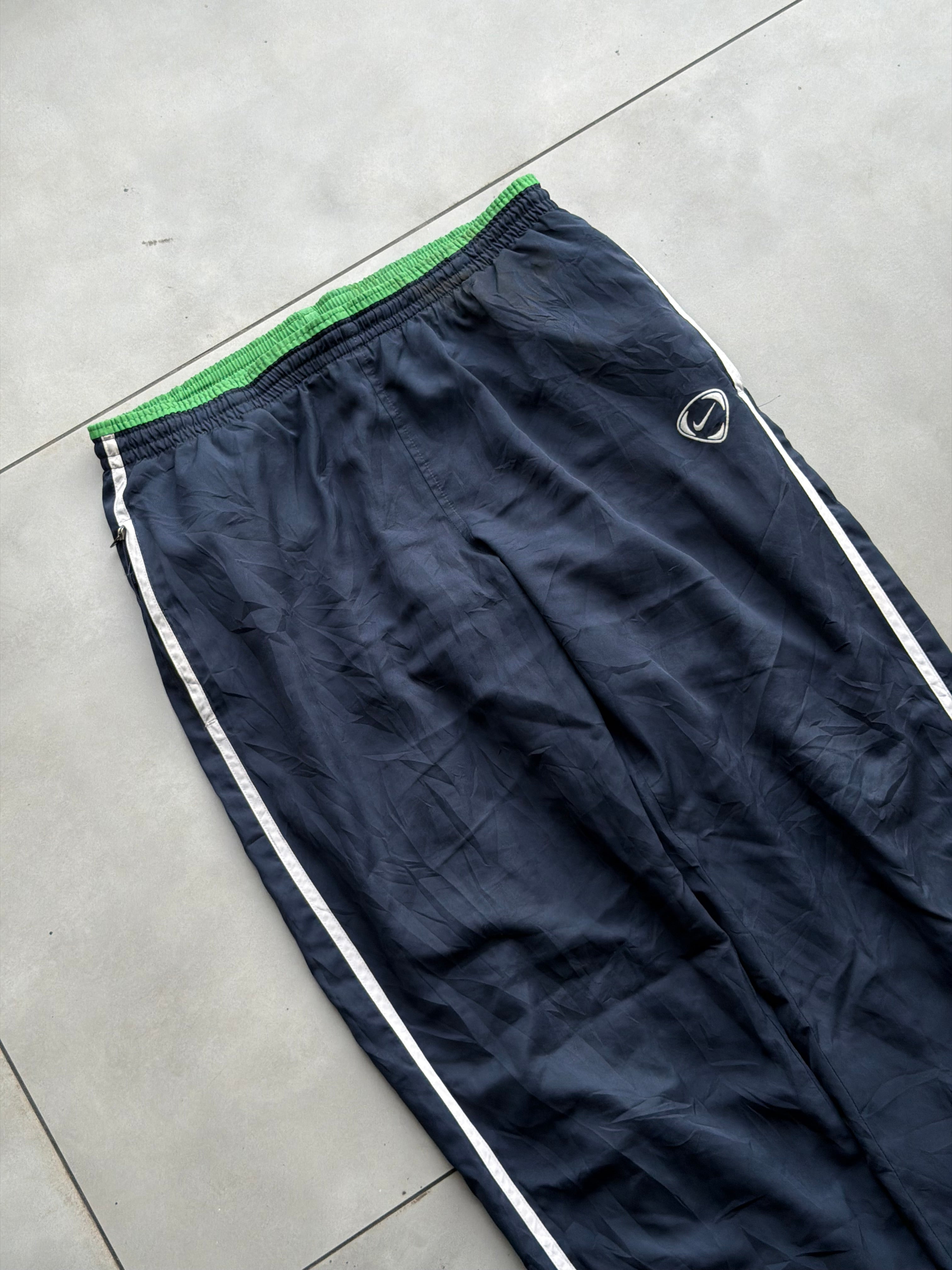 NIKE 90’s SWOOSH TRACK PANT- 32