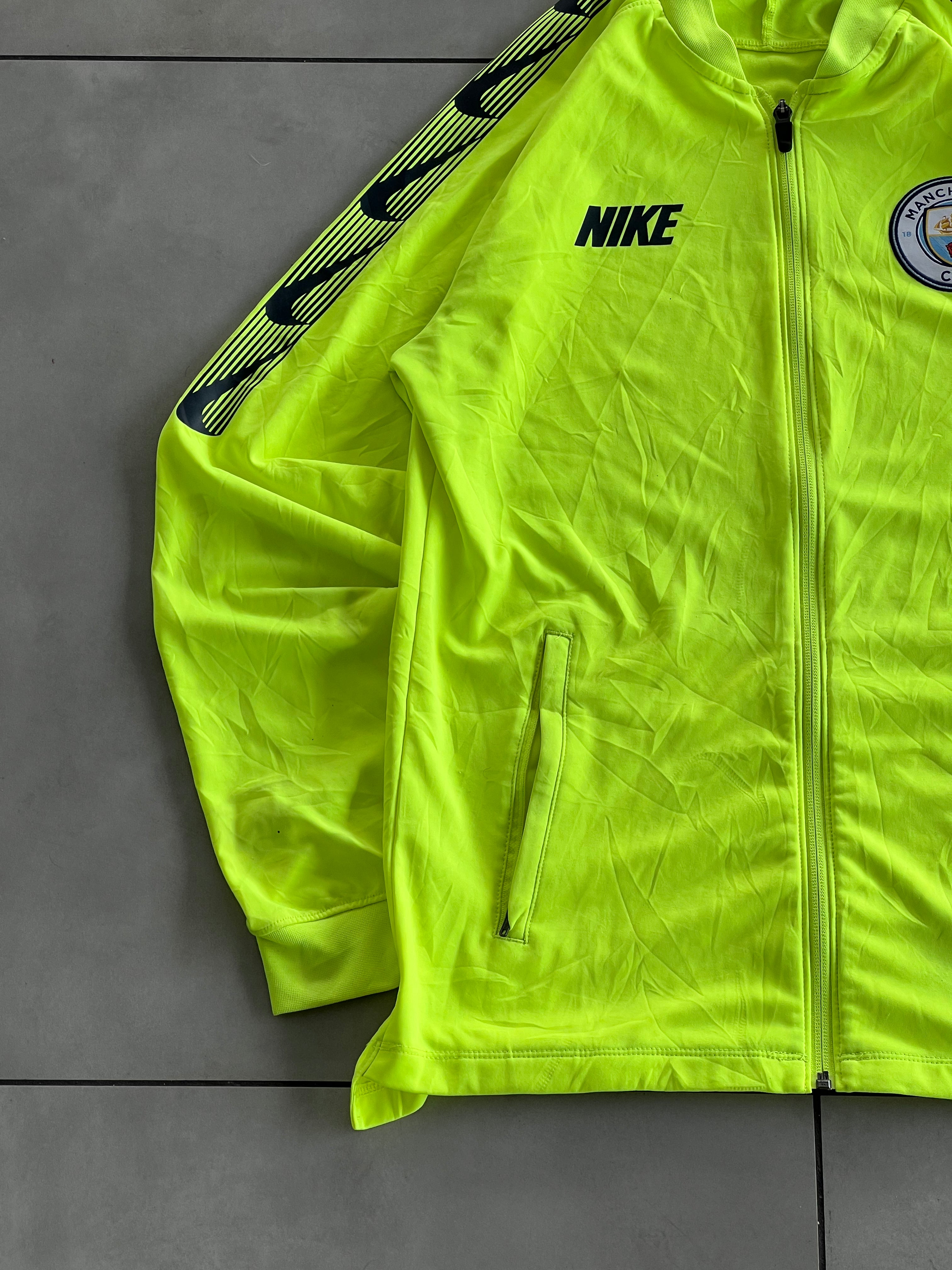 MANCHESTER CITY FOOTBALL VINTAGE JACKET- S