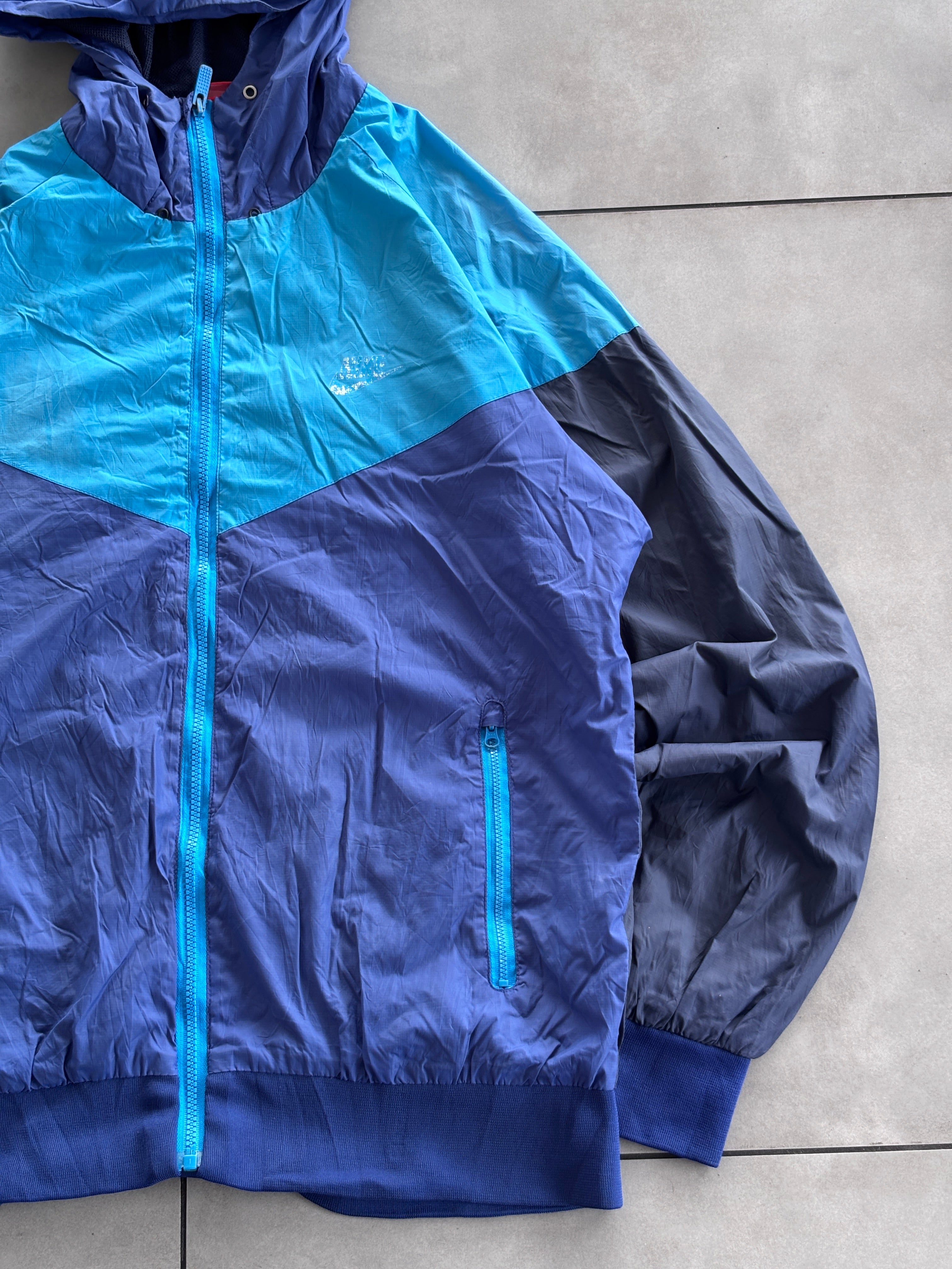 NIKE VINTAGE JACKET- L