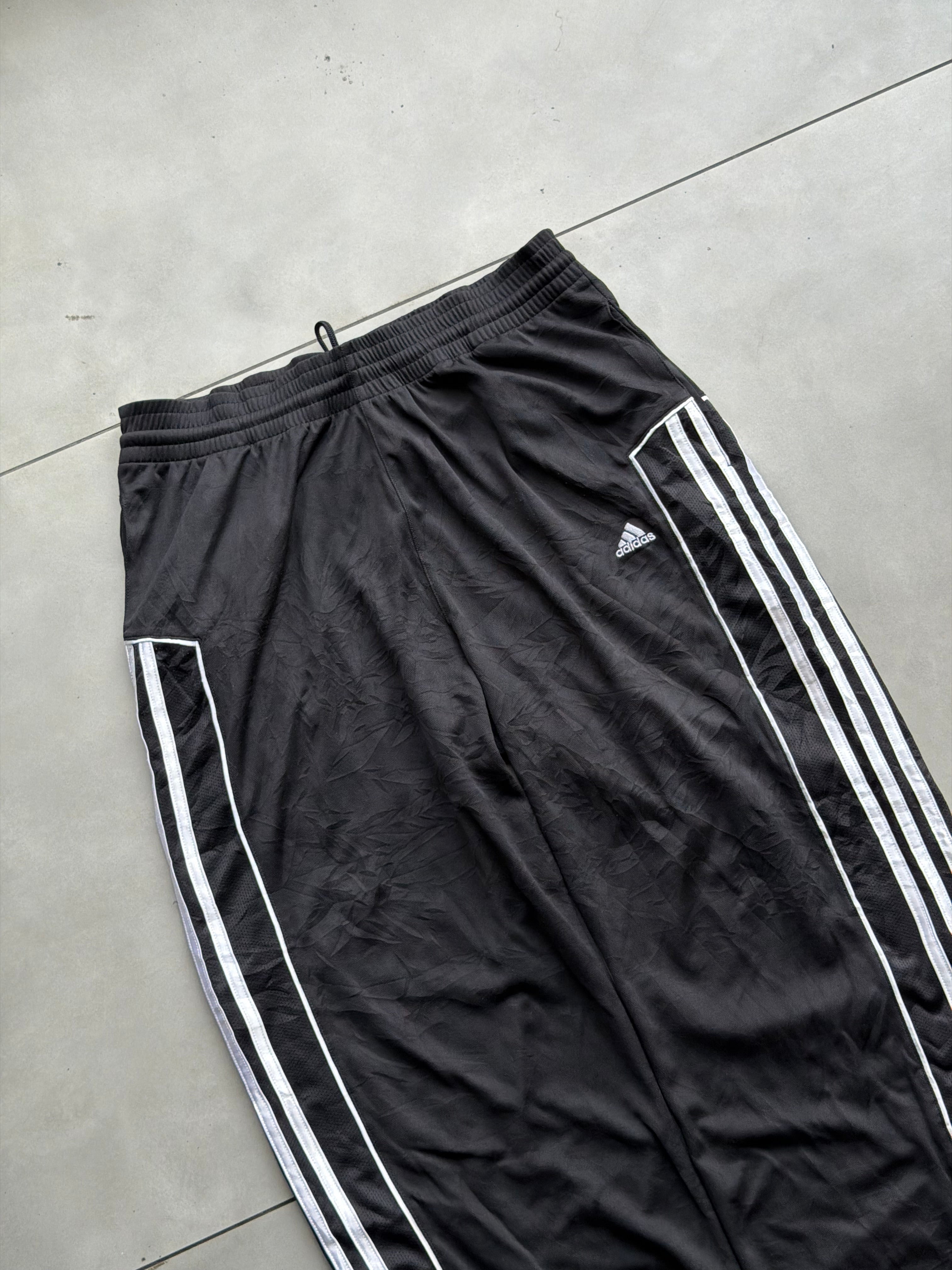 ADIDAS STRIPE VTG BAGGY TRACK- 32