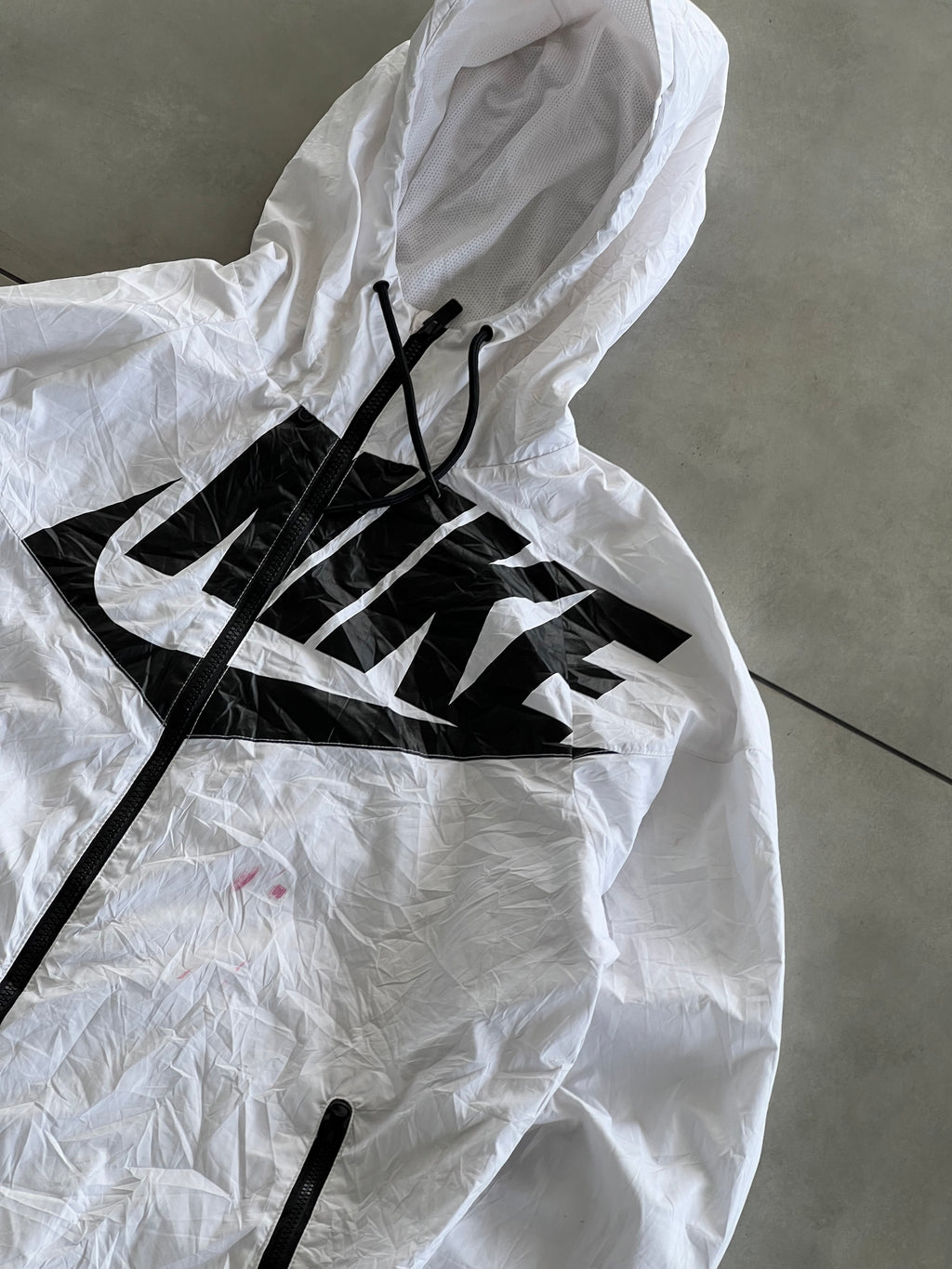 NIKE VTG HOODIE JACKET- L