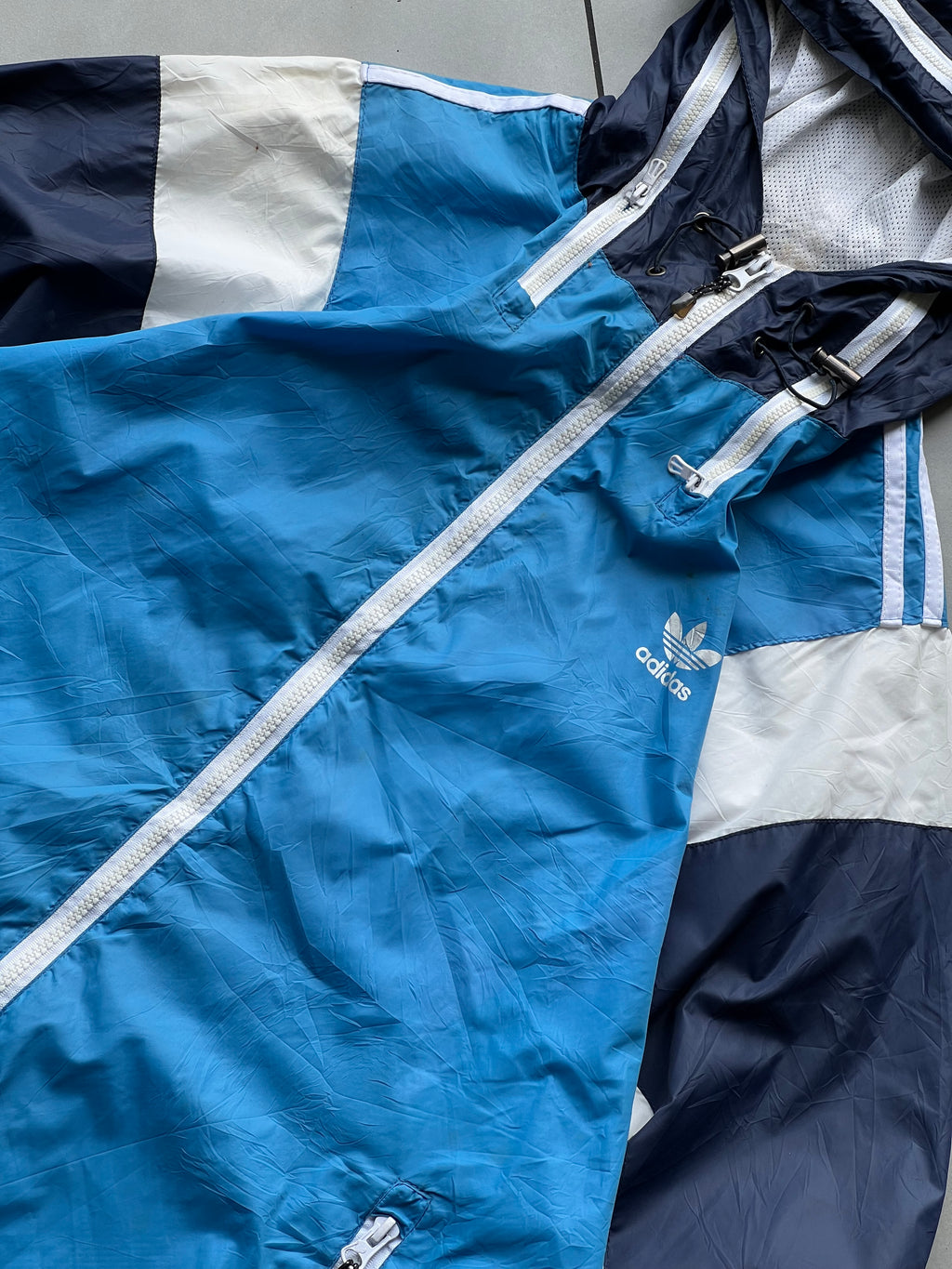 ADIDAS HOODIDED VTG JACKET-XL