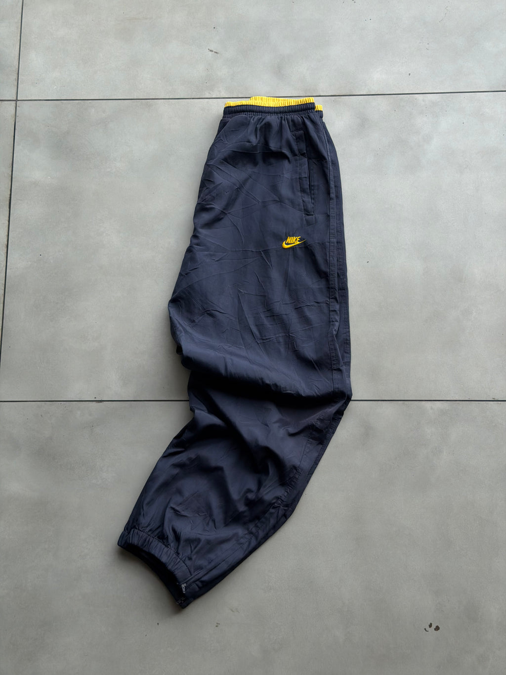 NIKE NYLON 90’s TRACK PANT- 34