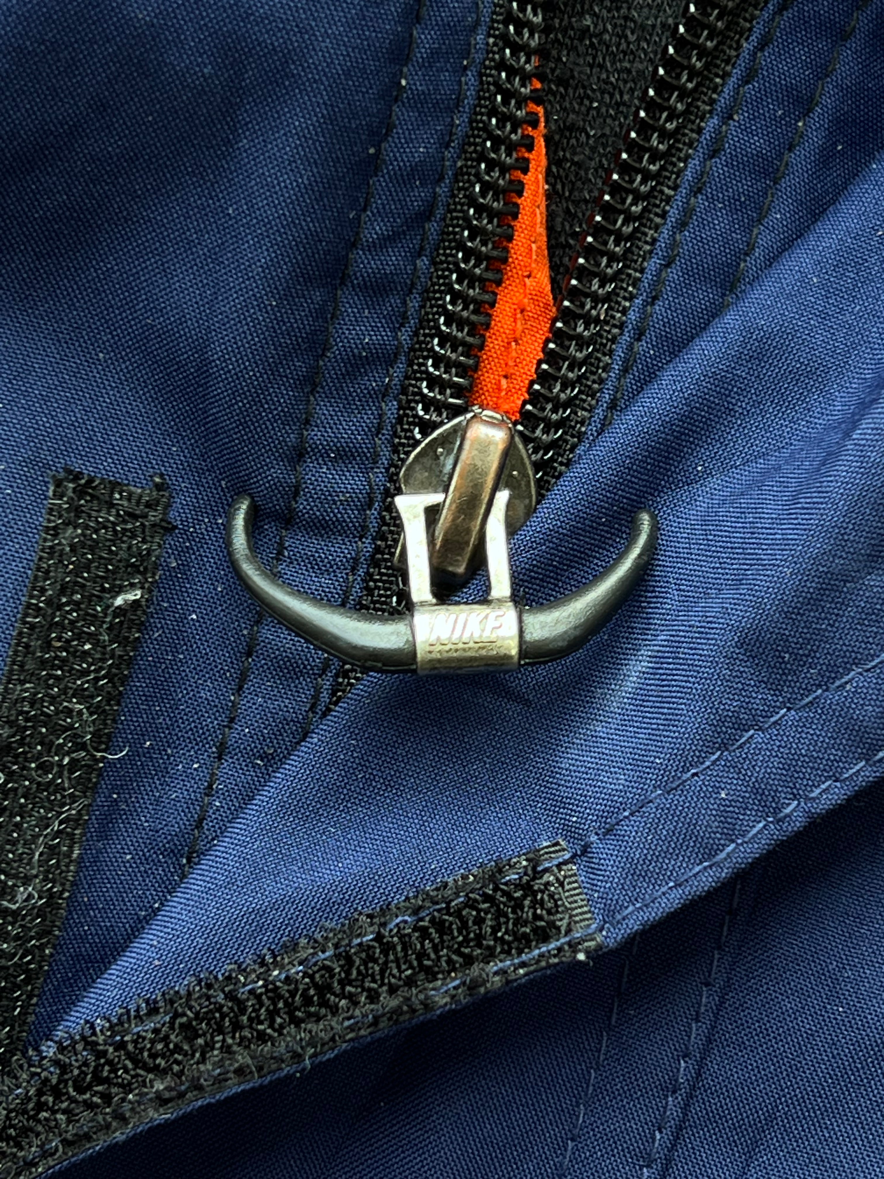 NIKE JUSTDOIT 90’s VTG JACKET- L