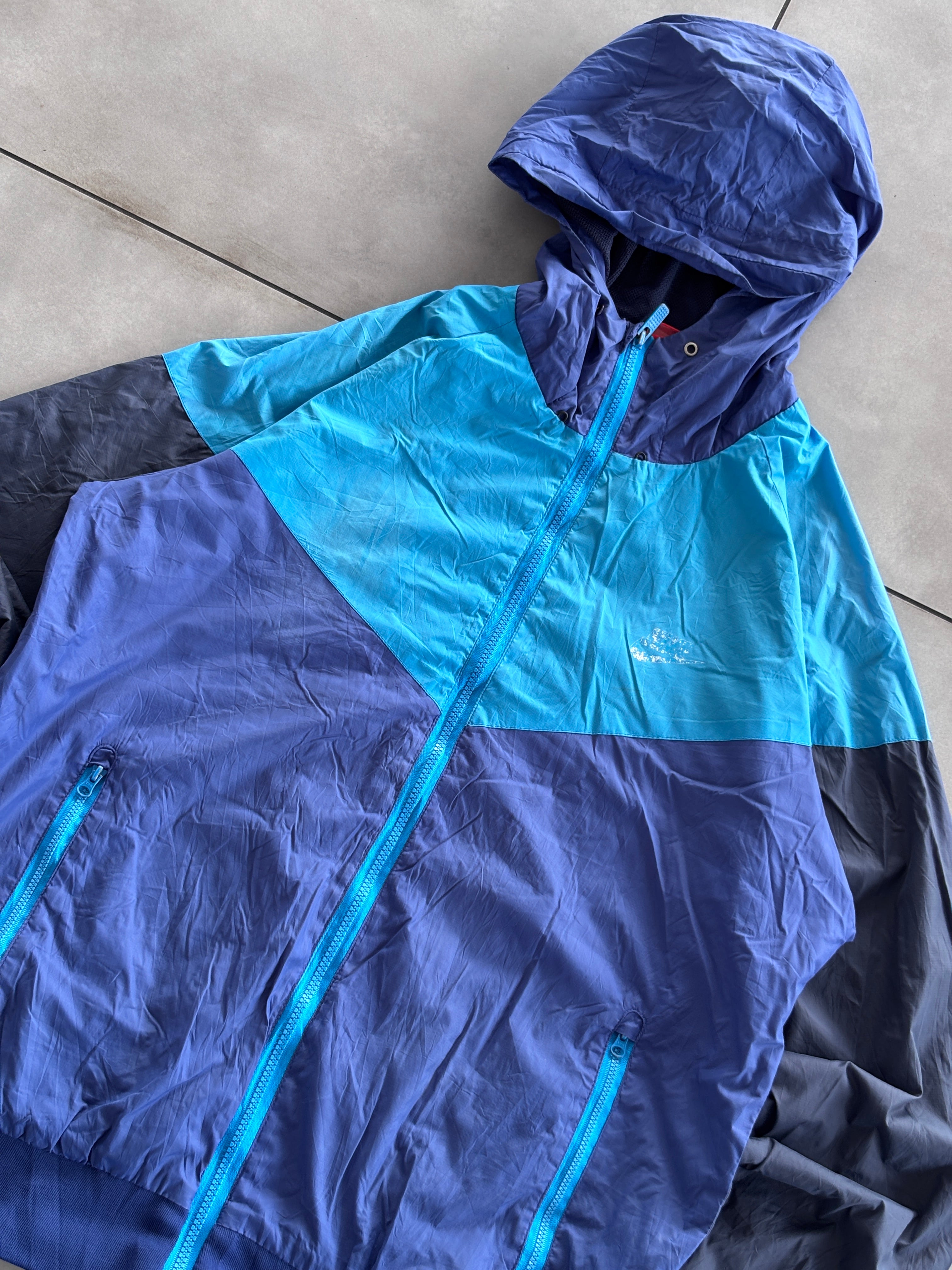 NIKE VINTAGE JACKET- L