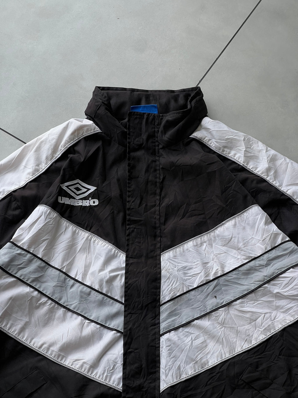90’s UMBRO TRACK JACKET- XXL