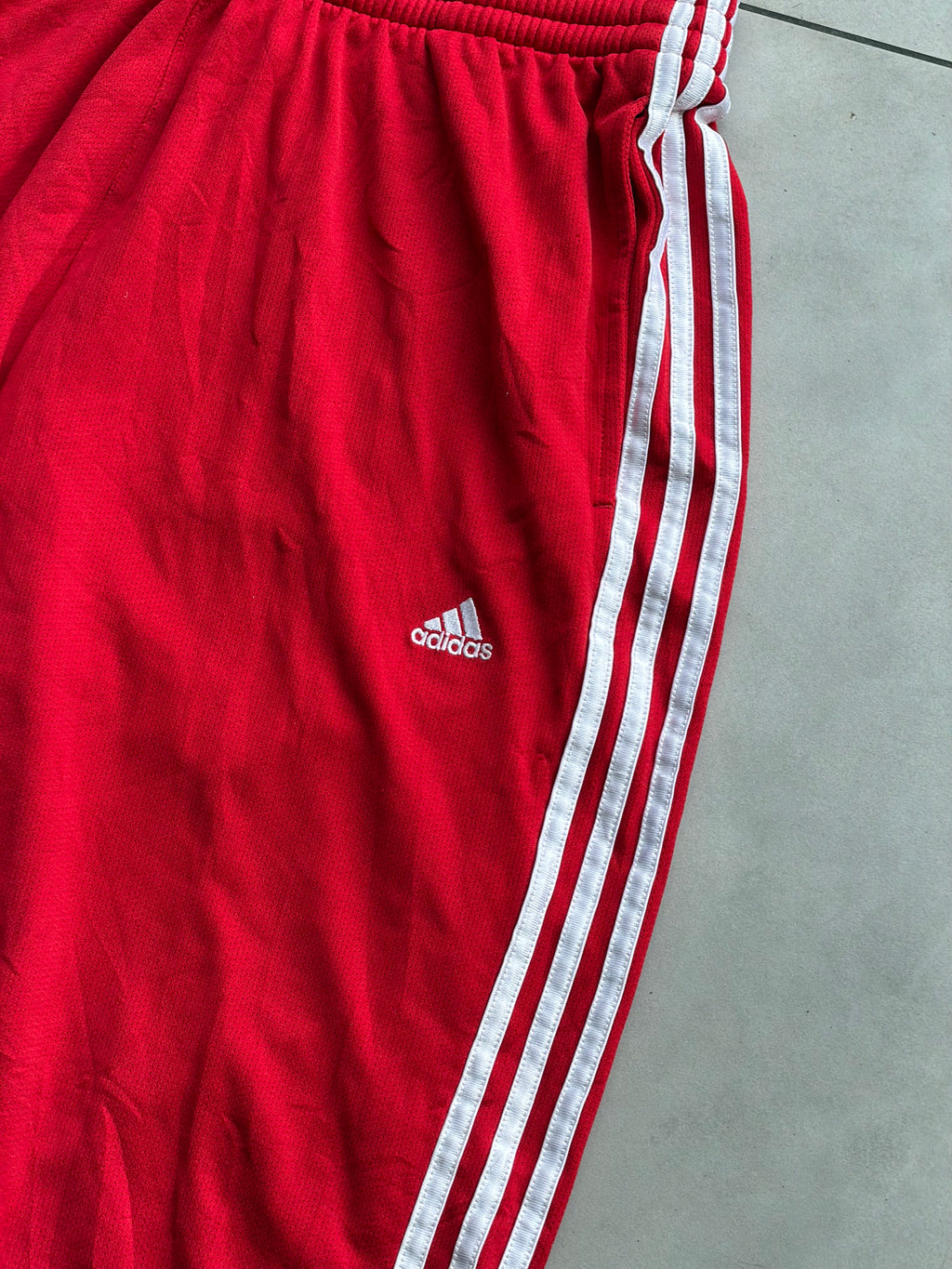 ADIDAS ORGINALS STRIPE TRACKPANT- 32