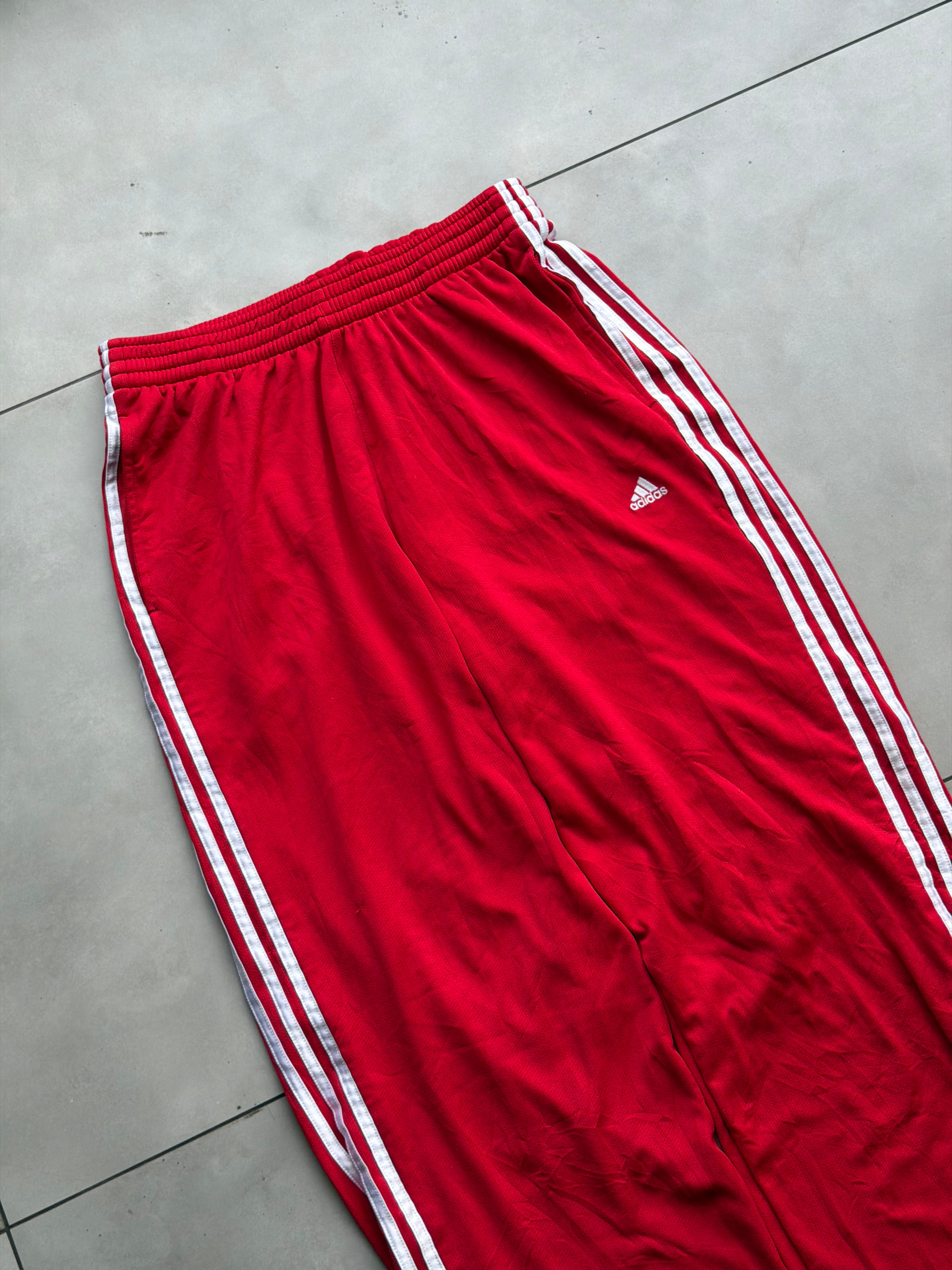 ADIDAS ORGINALS STRIPE TRACKPANT- 32