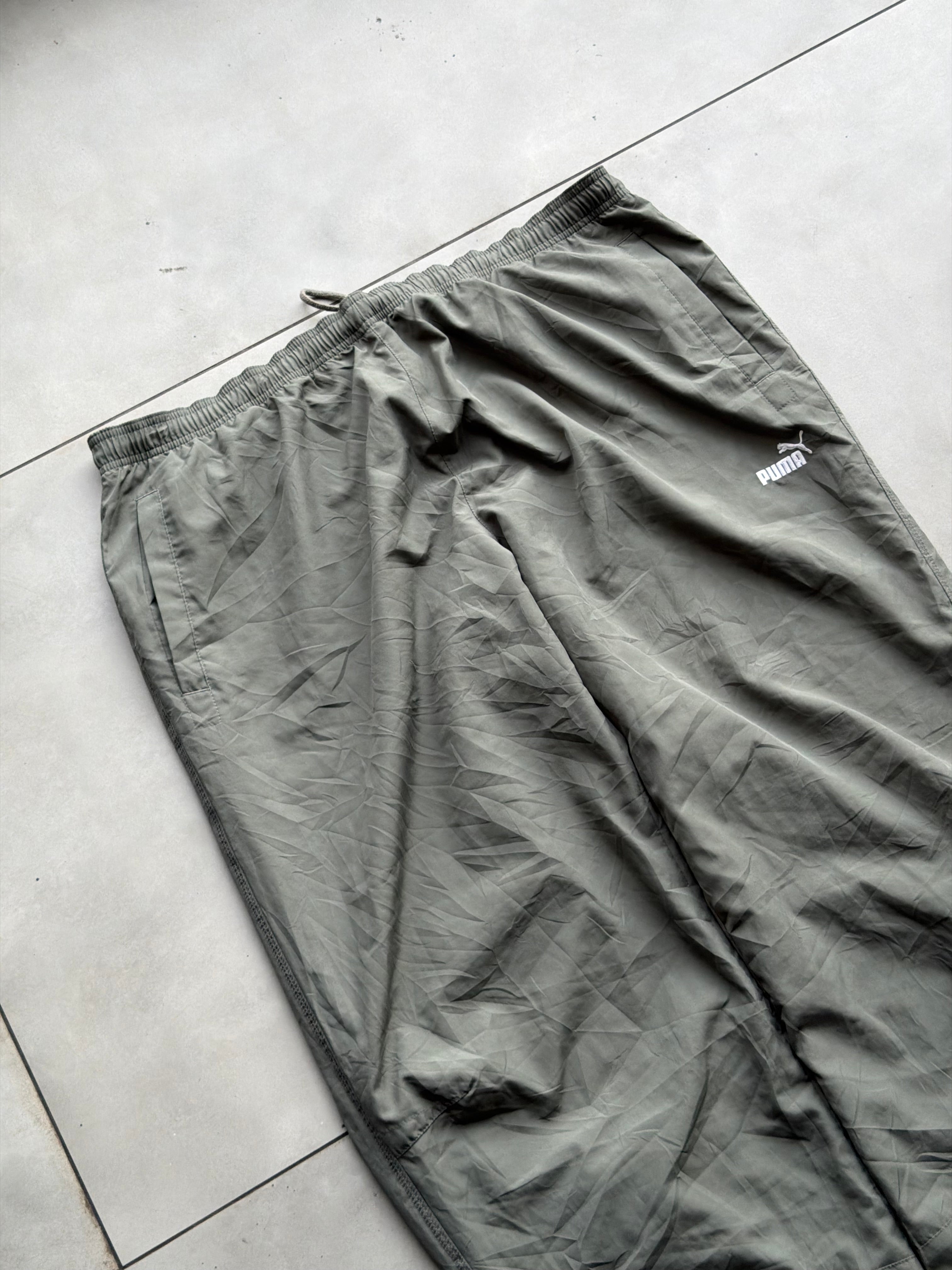 PUMA NYLON VTG TRACK PANT- 42