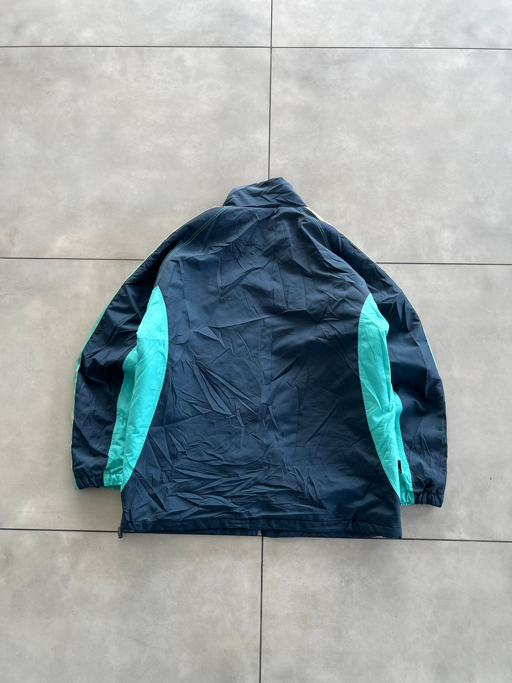 ADIDAS VTG STRIP JACKET-XL