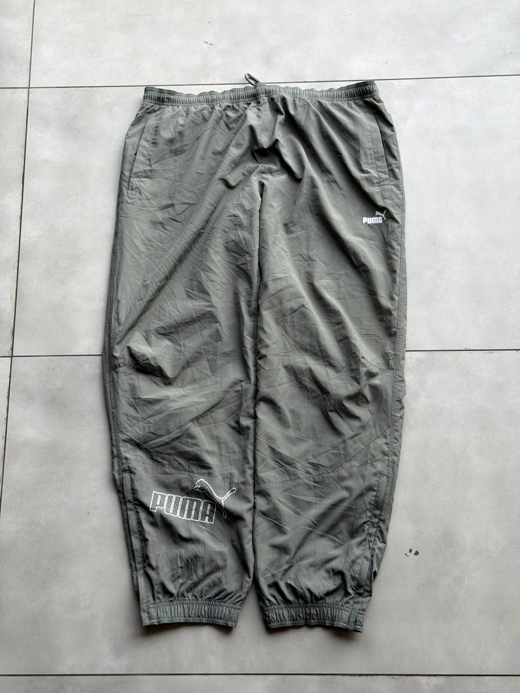 PUMA NYLON VTG TRACK PANT- 42