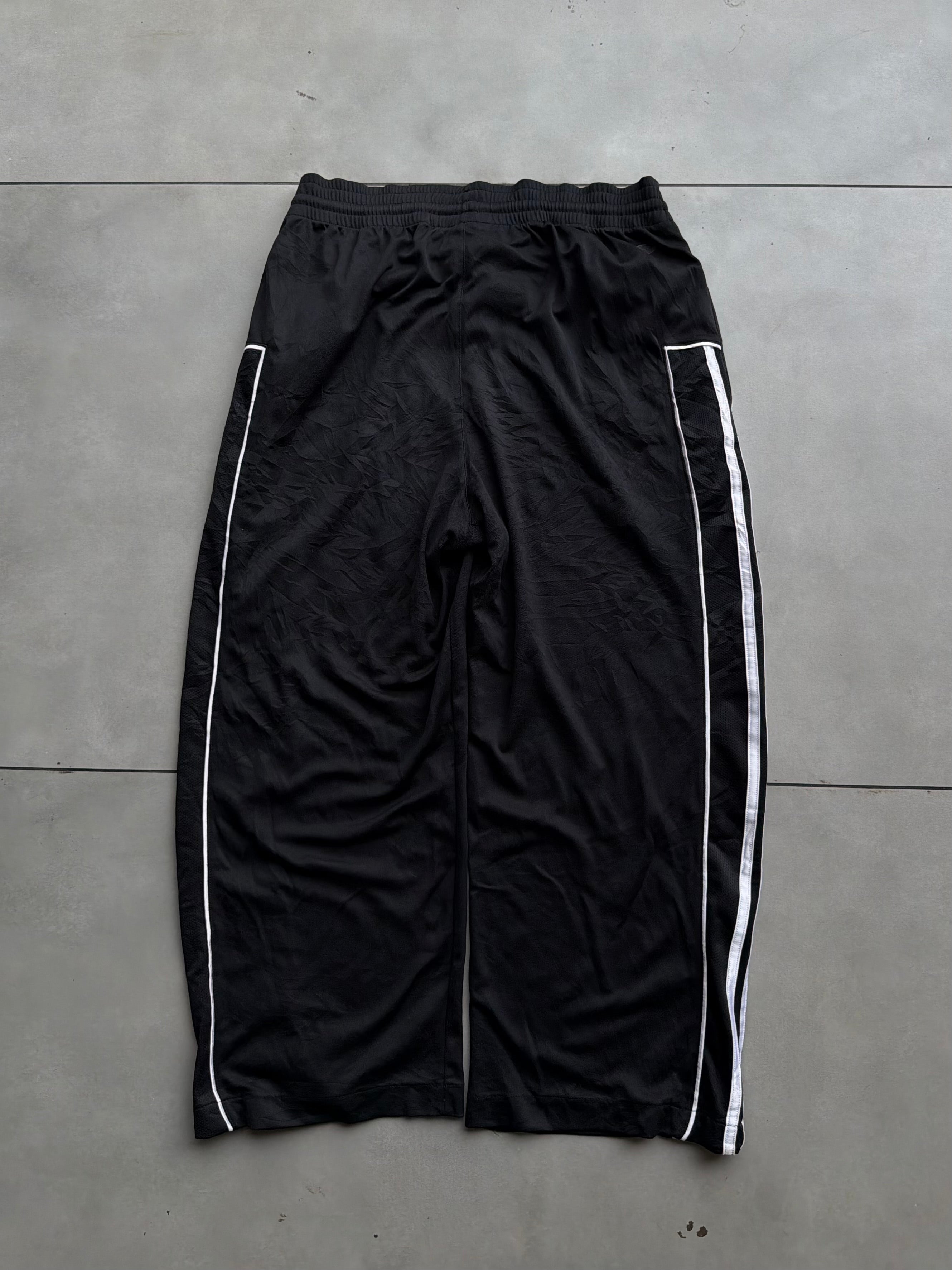 ADIDAS STRIPE VTG BAGGY TRACK- 32