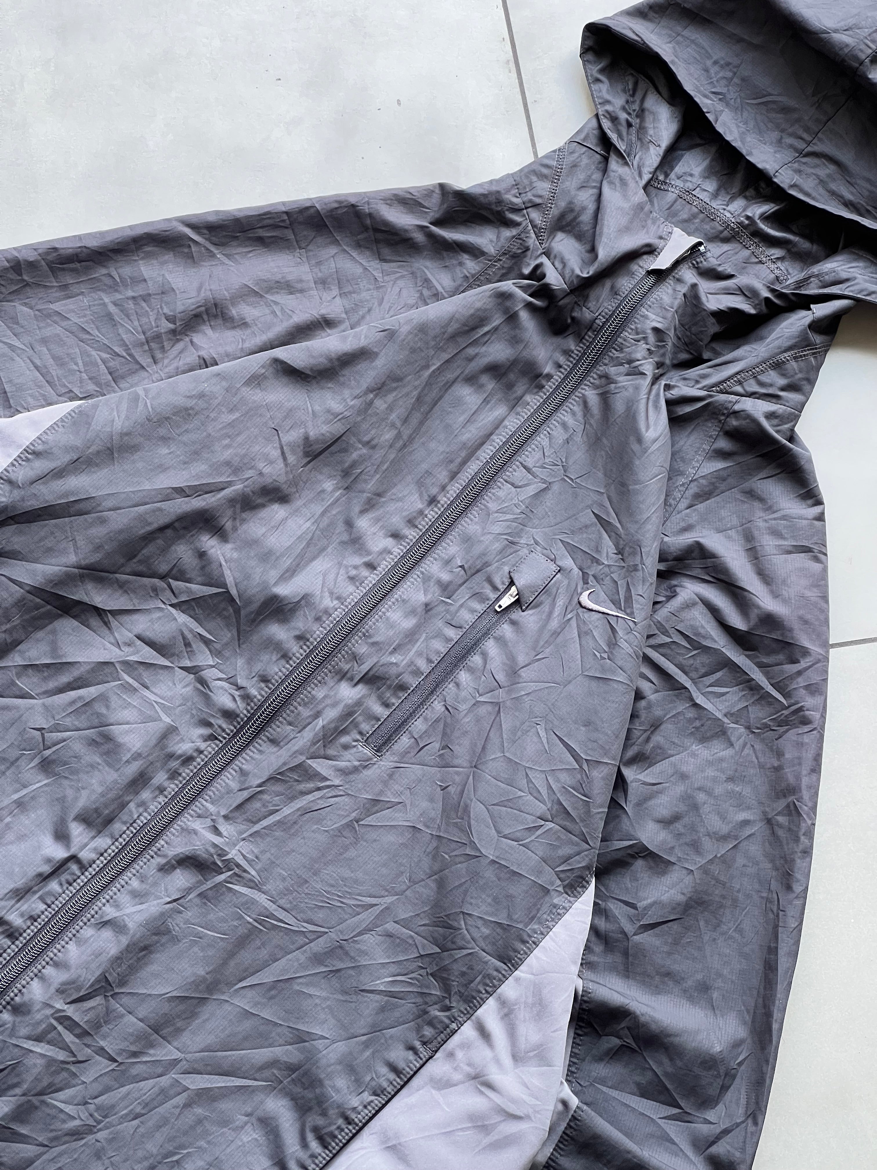 NIKE HOODIED VTG JACKET-L
